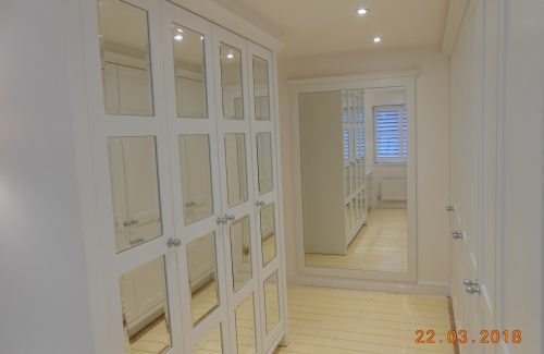 White mirrored dressing room wardrobes
